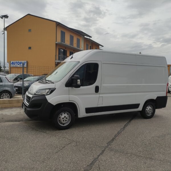 Peugeot Boxer L2H2 2.2 BlueHDi 140 S&S PC-TM Furgo