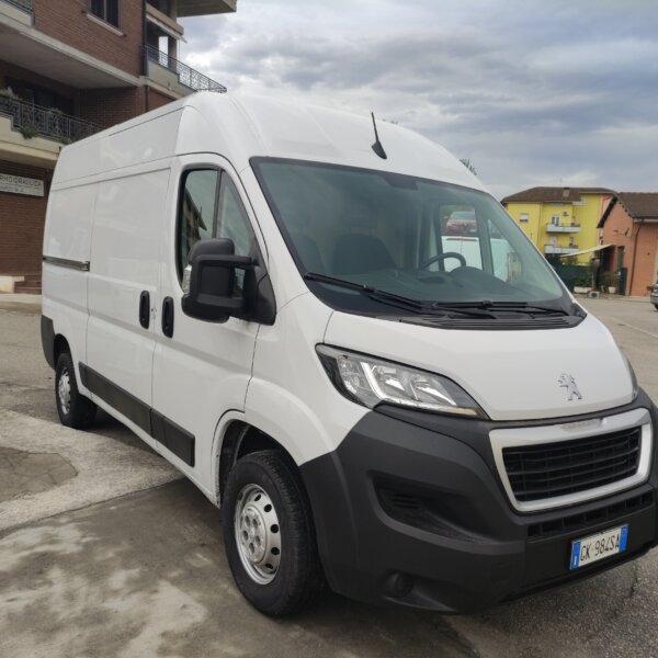 Peugeot Boxer L2H2 2.2 BlueHDi 140 S&S PC-TM Furgo - immagine 4