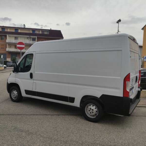 Peugeot Boxer L2H2 2.2 BlueHDi 140 S&S PC-TM Furgo - immagine 6