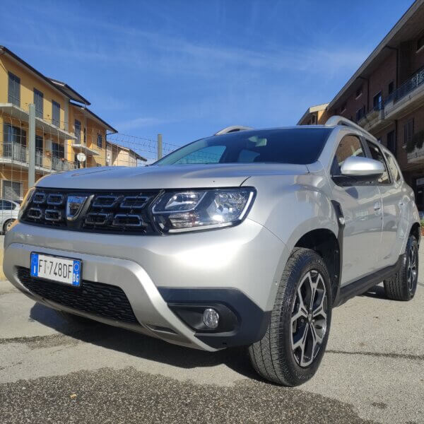 Dacia Duster 1.6 115CV Start&Stop 4x2 GPL Lauréate - immagine 3