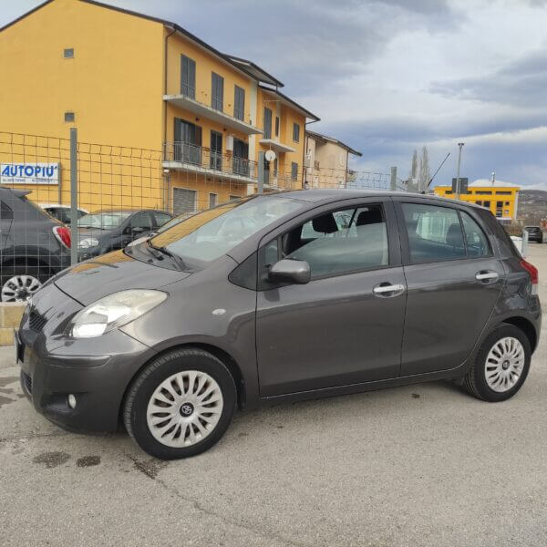 Toyota Yaris 1.3 5 porte Sol